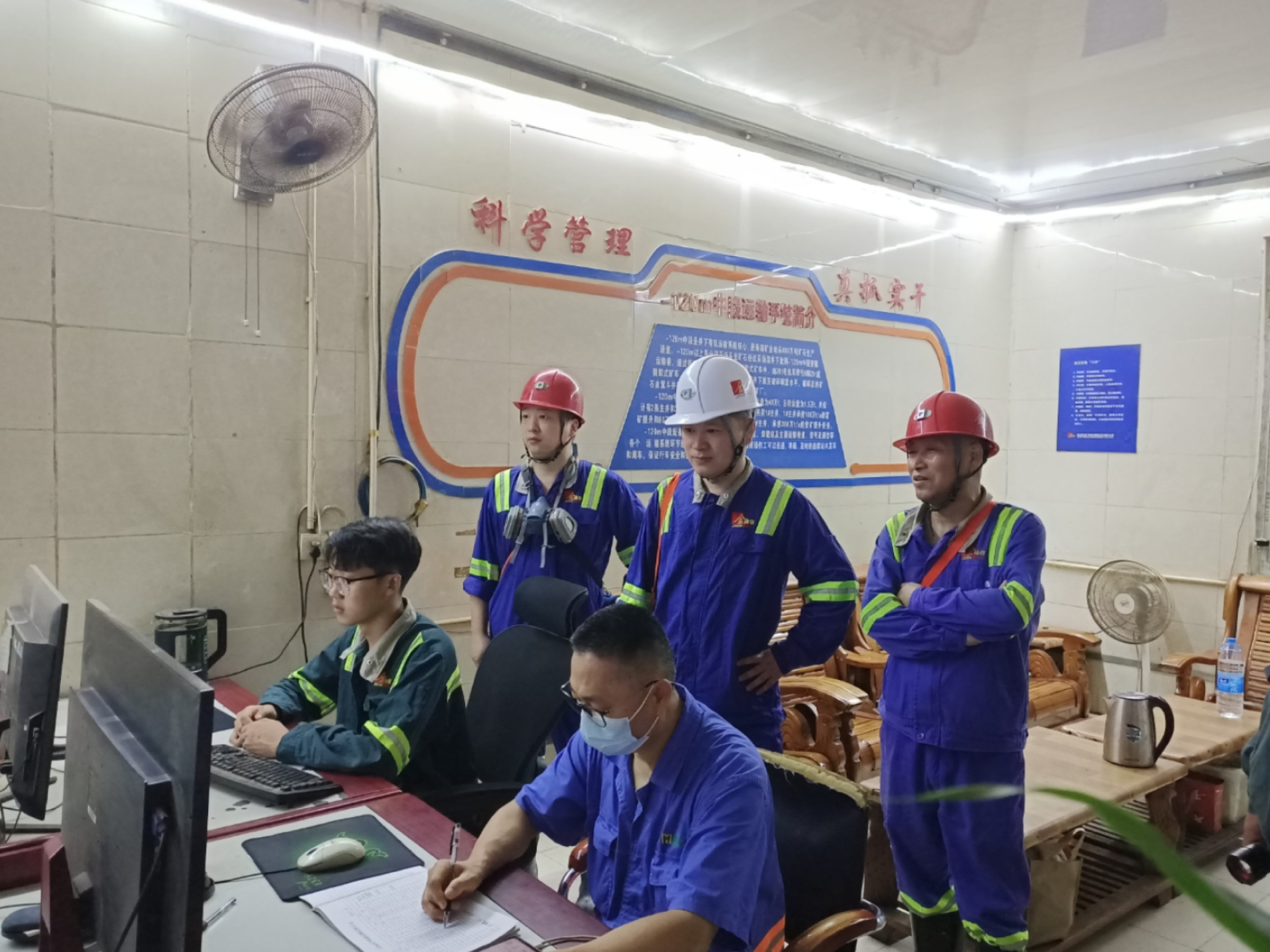 pgͽŮƽ̨-pgͽŮƽ̨ٷ2025°11.22.33.350-ɫԴ